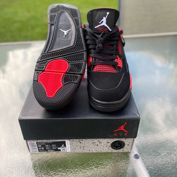 Air Jordan's 4's Retro Red Youth Size 4 - Picture 5 of 5